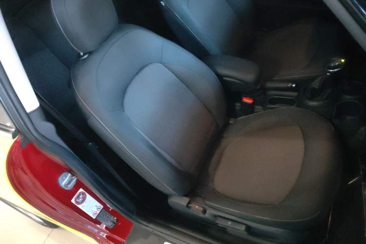 Used  MINI 2014 1.2T ONE
