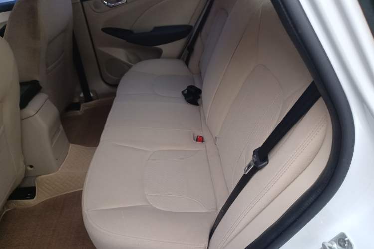 Used Chery Arrizo 7 2015 1.6L Manual Zhi Ling Edition