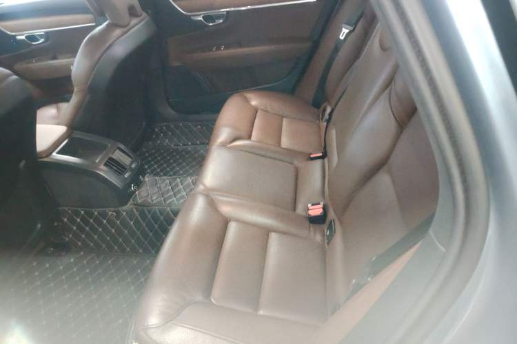 Used Volvo S90 2019 T5 Zhiyi Edition
