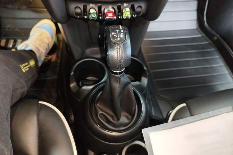 Used MINI MINI 2014 1.2T ONE