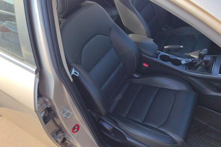 Used Geely Auto Emgrand 2018 1.5L Manual Upward Connect Edition