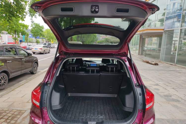 Used Honda Jade 2017 1.8L automatic Comfort version 5 seats
