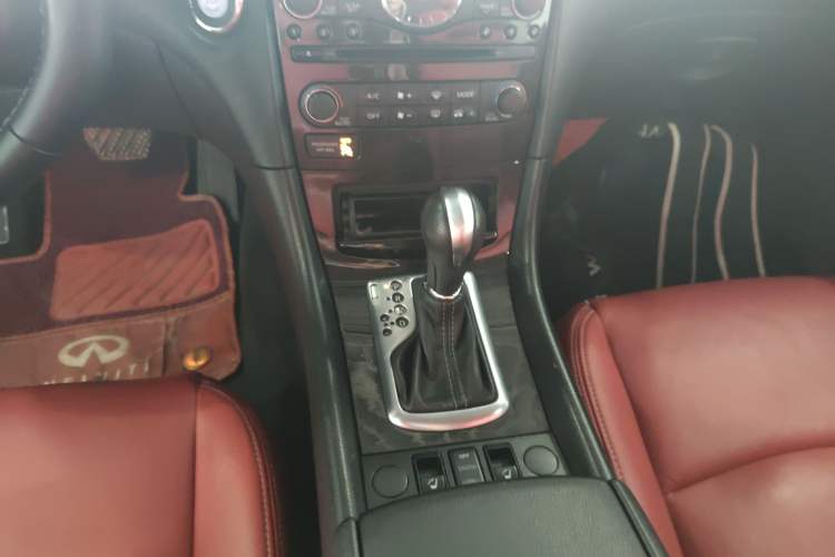 Used Infiniti QX50 2015 2.5L Comfort Edition
