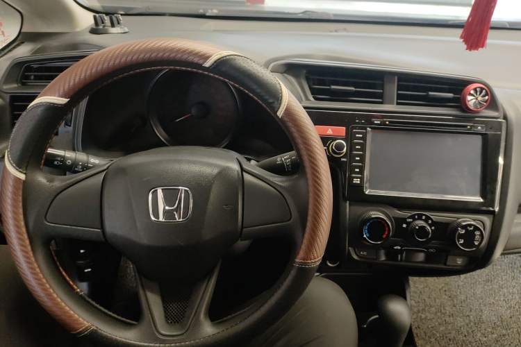 Used Honda Fit 2014 1.5L LX CVT Comfort Model
