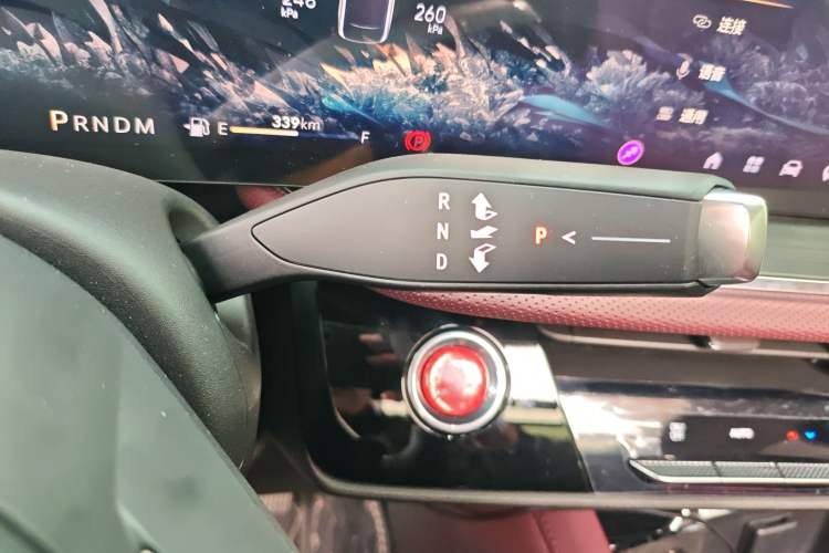 Used Buick Envision 2026 Model Equinox Plus 28T Two-Wheel-Drive Platinum Edition
