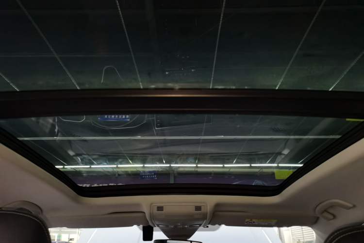 Used Volkswagen Tayron 2023 280TSI Two-Wheel-Drive Luxury Plus Advanced Version
