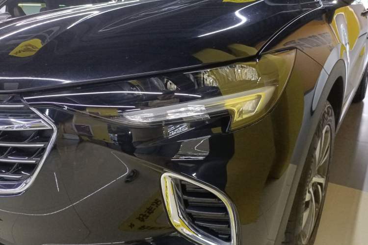 Used Buick Envision 2022 Facelift Encore S 552T Two-Wheel-Drive Luxury Model
