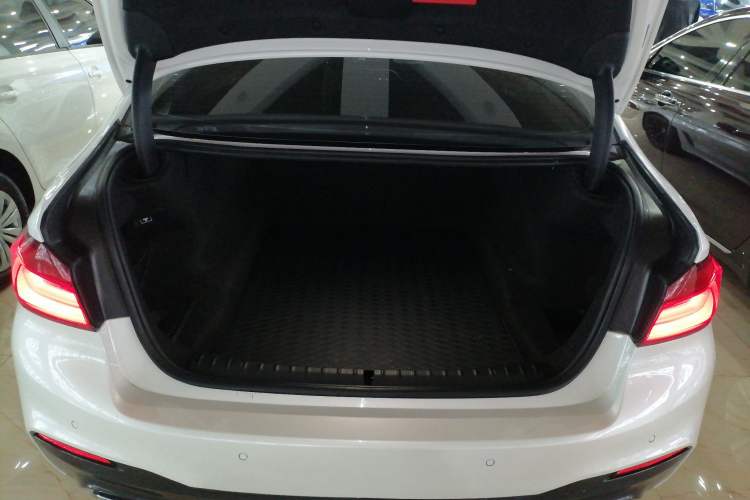 Used BMW 5 Series 2018 525Li M Sport Package
