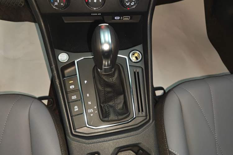 Used Volkswagen Lavida 2023 1.5L Automatic 5 Million Edition