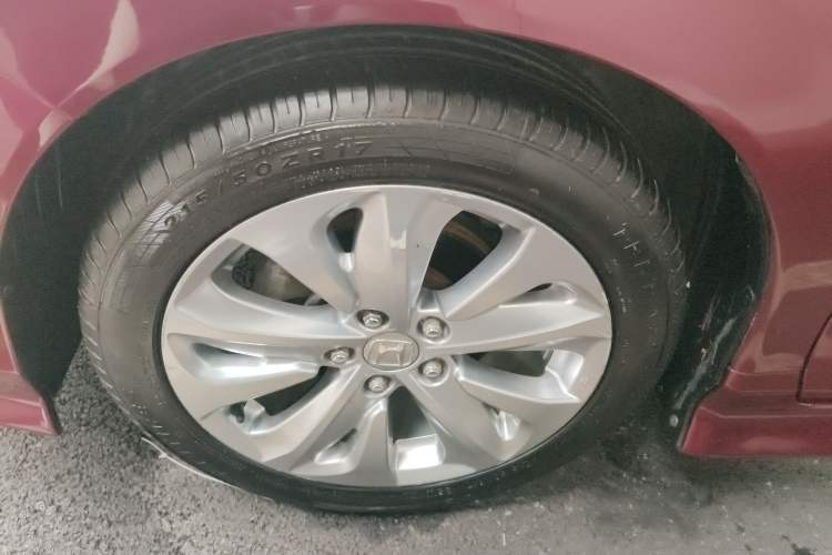 Used Honda Jade 2017 1.8L automatic Comfort version 5 seats