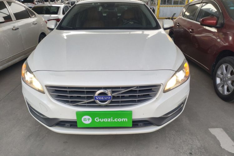 Used Volvo S60 2015 S60L 2.0T Zhiyuan Edition
