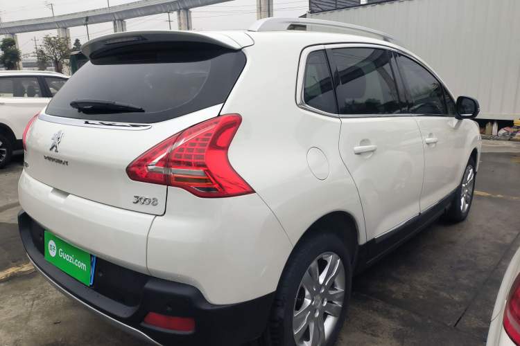 Used Peugeot 3008 2015 2.0L Automatic Classic Edition
