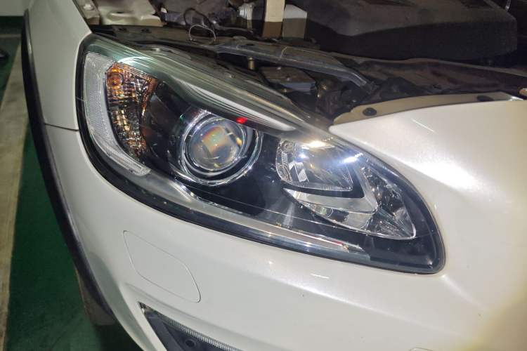 Used Volvo V60 2017 Cross Country T5 AWD China V Standard
