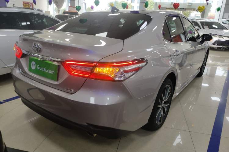 Used Toyota Camry 2021 2.5G Luxury Edition
