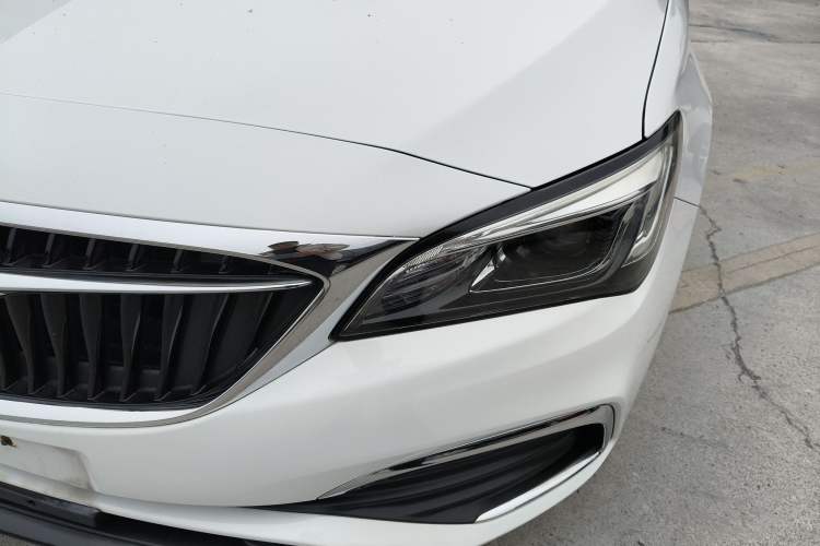 Used Buick Verano 2019 Sedan 15S Automatic Leading Model
