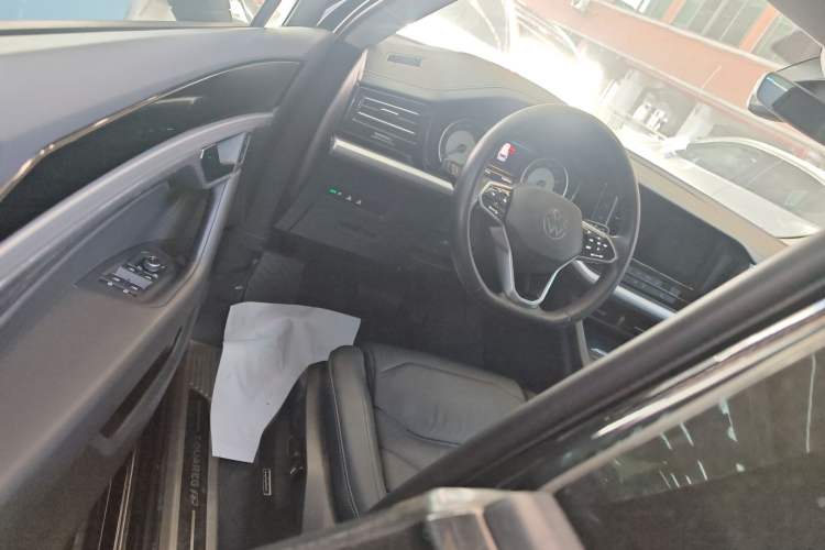 Used Volkswagen Touareg 2021 2.0 TSI Flagship Special Edition