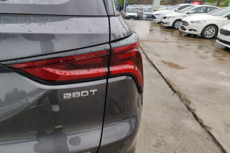 Used Changan CS75 PLUS 2021 1.5T Automatic Luxury Version
