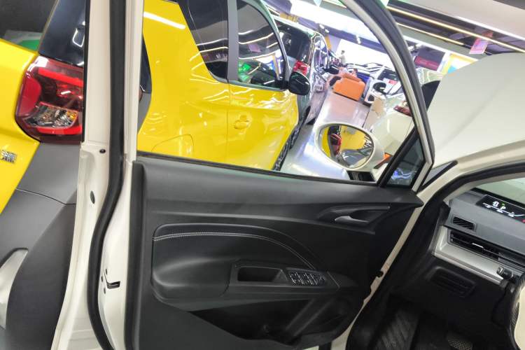 Used NETA V 2021 Standard Range Entertainment Version – Upgraded Model
