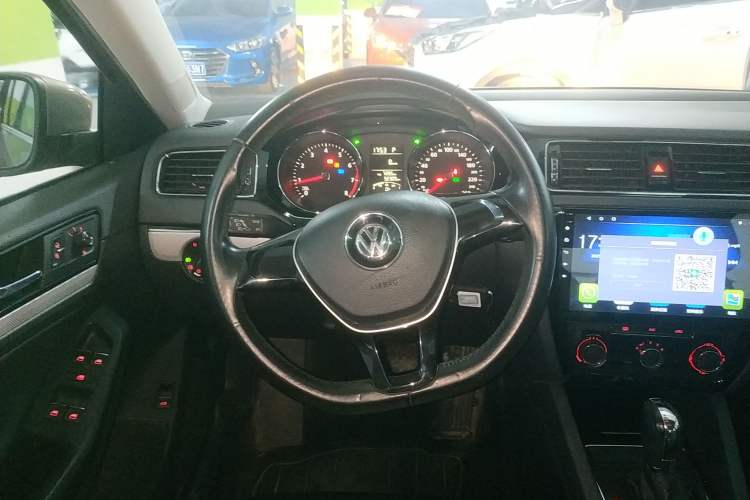 Used Volkswagen Sagitar 2015 1.6L Automatic Comfort Model