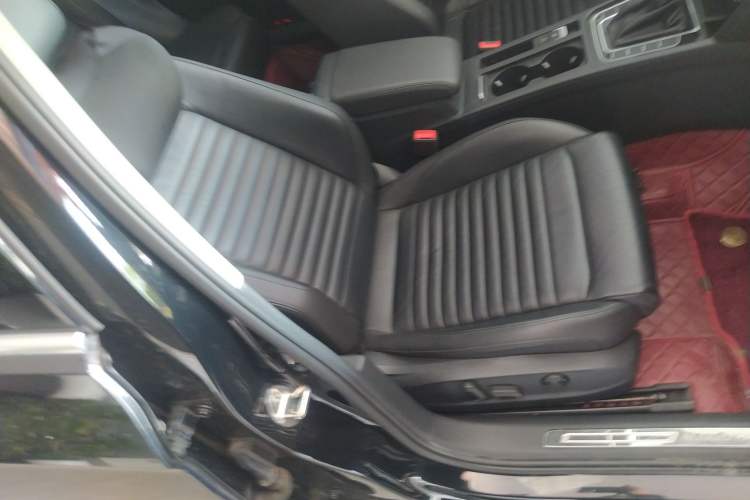 Used Volkswagen Magotan 2018 330TSI DSG Advanced Model
