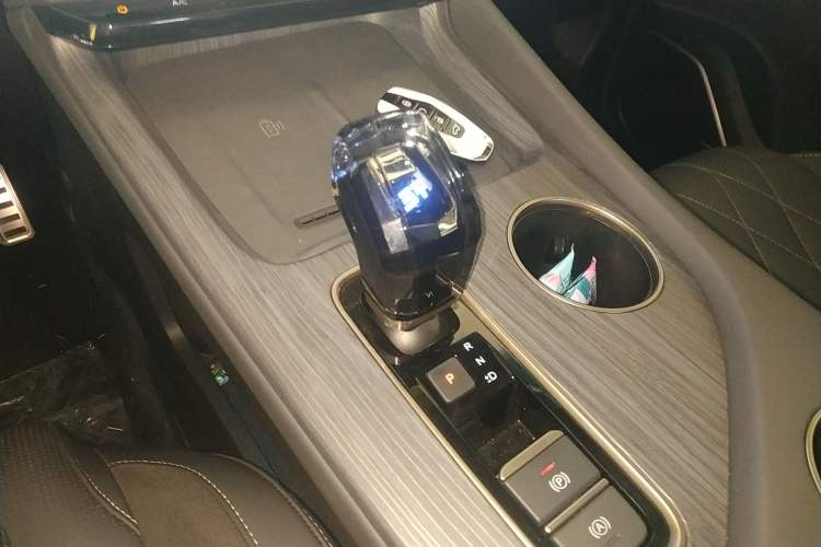 Used JETOUR Shanhai Shanhai L9 2024 1.5TD 2DHT Air 7-Seater
