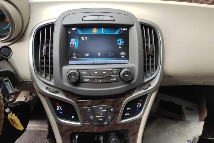 Used Buick LaCrosse 2013 2.4L SIDI Leading Comfort Version
