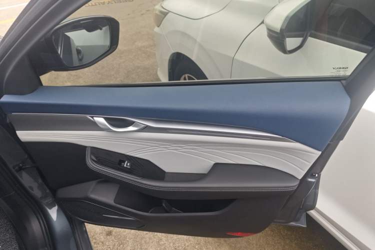 Used Geely Auto Preface 2023 2.0TD Prestige Version
