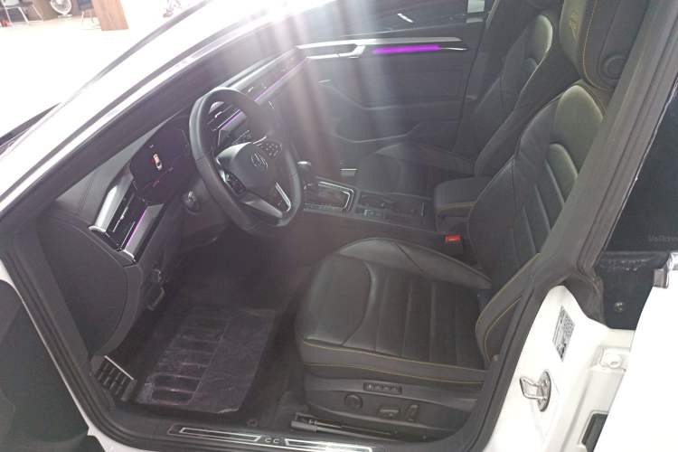 Used Volkswagen FAW-Volkswagen CC 2023 380TSI Striking Edition