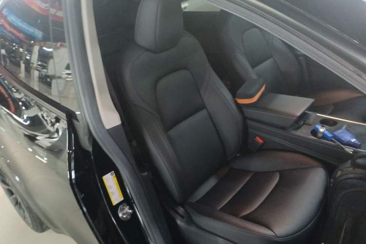 Used Tesla Model Y 2022 Rear-Wheel-Drive Version
