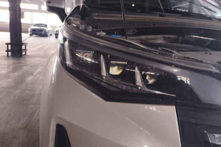 Used GAC Trumpchi M6 2021 PRO 270T DCT Luxury Edition