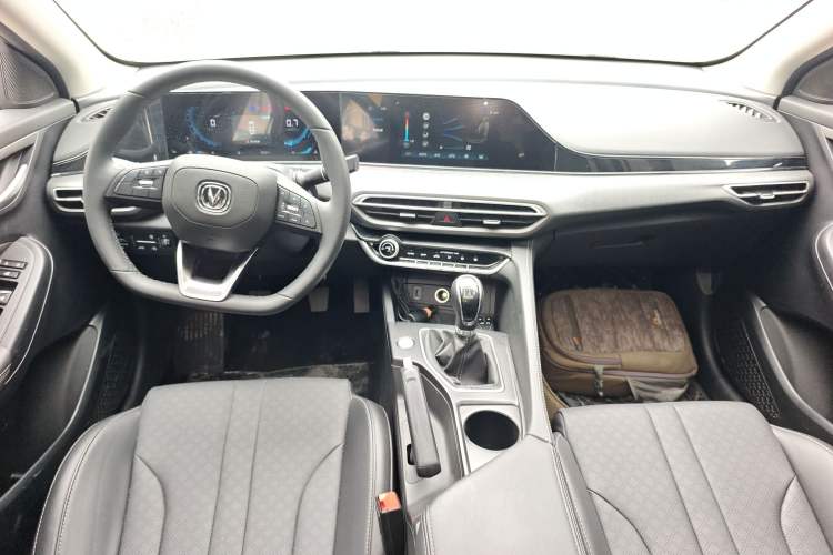 Used Changan Eado 2021 PLUS 1.6L GDI Manual Luxury Model
