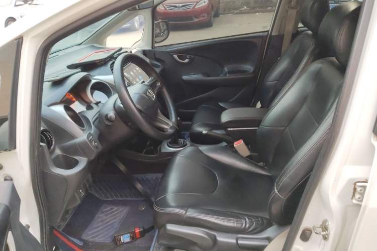 Used Honda Fit 2011 1.3L Manual Comfort Edition