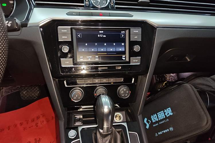 Used Volkswagen Magotan 2018 280TSI DSG Leading Model
