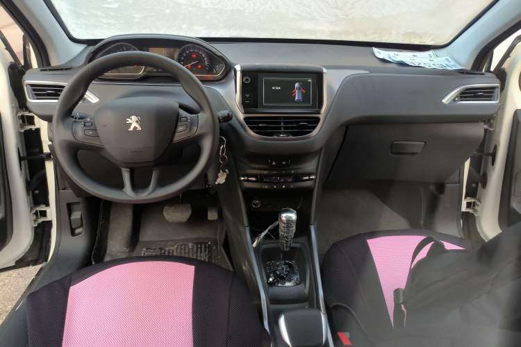 Used Peugeot 2008 2014 1.6L Automatic Fashion Edition
