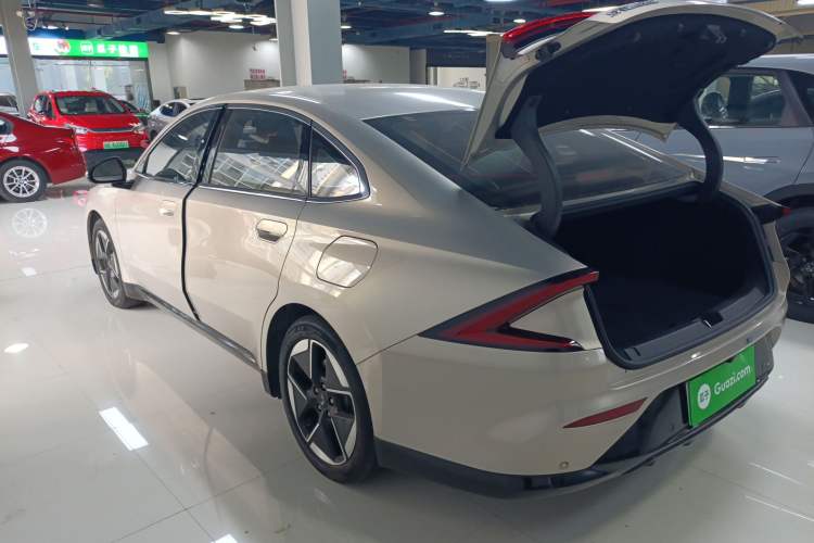 Used Wuling Xingguang 2024 Co-Creation Edition 510 Advanced Model