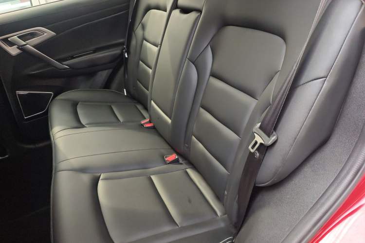 Used Geely Auto Emgrand X7 Sport 2016 1.8TD Automatic Smart Connectivity Version
