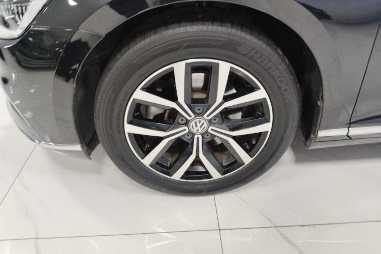 Used Volkswagen Magotan 2020 330TSI DSG Leading Model
