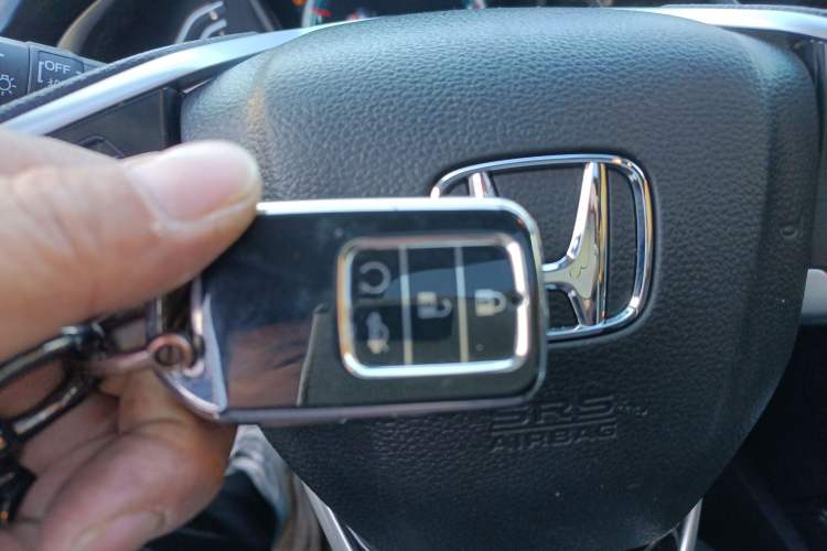 Used Honda Civic 2016 220TURBO CVT Luxury Edition
