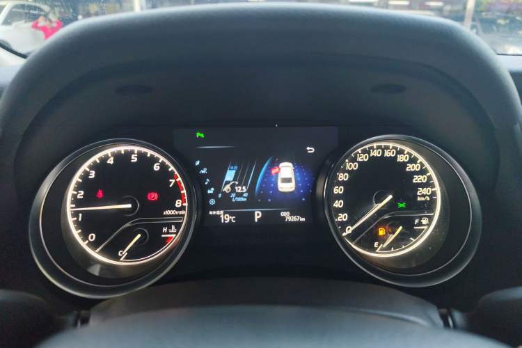 Used Toyota Camry 2018 2.5G Luxury Edition
