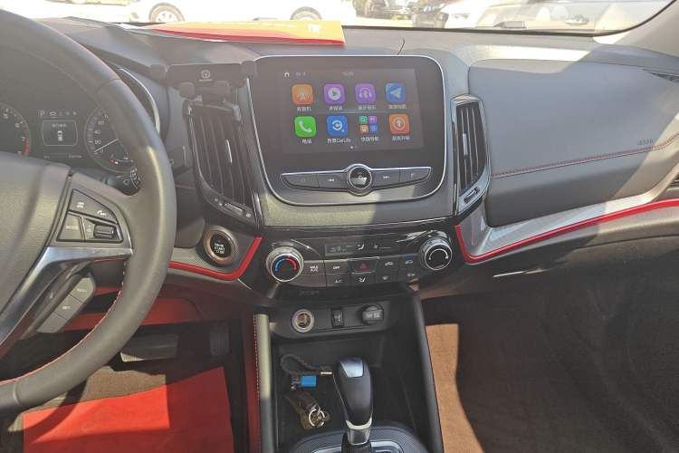 Used Changan CS55 2018 1.5T Automatic Colorful Edition China V Standard
