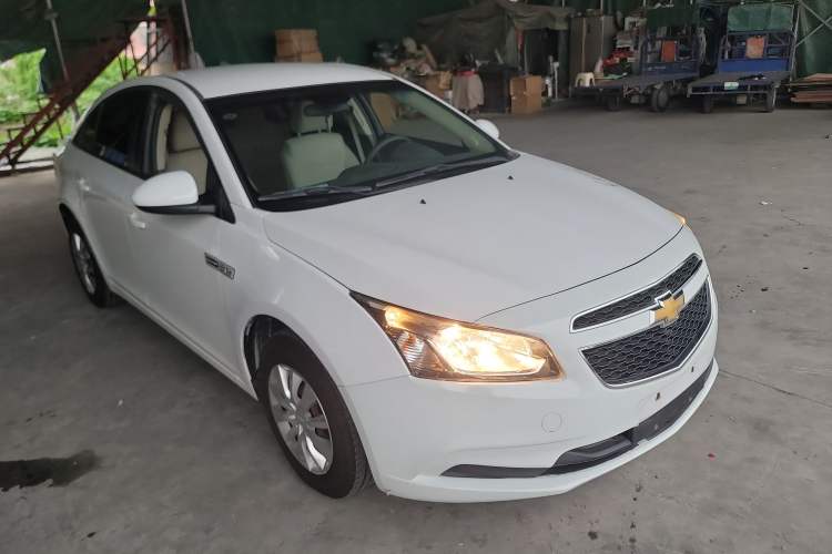 Used Chevrolet Cruze 2015 1.5L Classic SL MT
