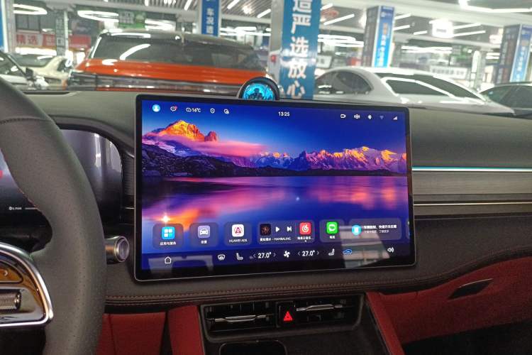 Used Hima AITO M5 2025 Extended-Range Ultra All-Wheel-Drive Version
