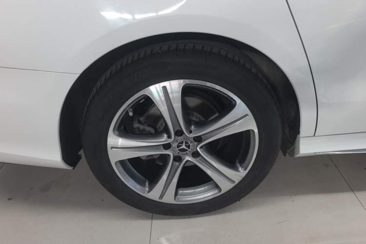 Used Mercedes-Benz E-Class 2019 E 260 L Sport Edition
