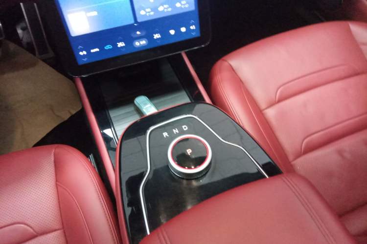 Used  SF5 2021 Four-Wheel Drive Freedom Expedition Edition