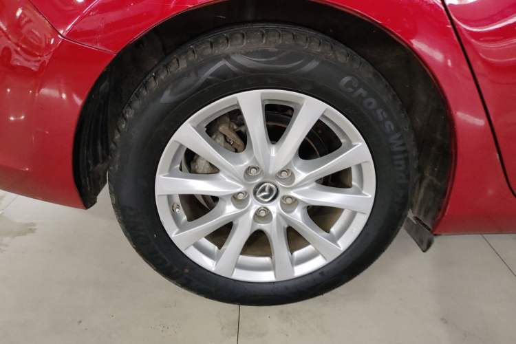 Used Mazda Atenza 2017 2.0L Blue Sky Luxury Edition
