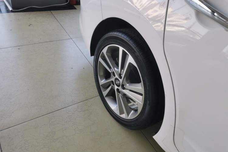 Used Hyundai Elantra 2018 1.6L Automatic 15th Anniversary Special Edition