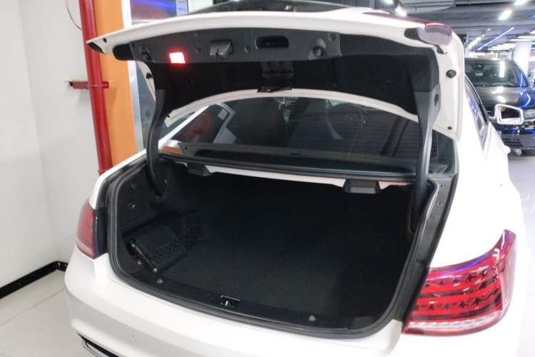 Used Mercedes-Benz E-Class 2014 E 200 Coupe
