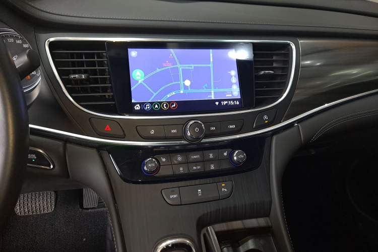 Used Buick LaCrosse 2022 652T Luxury Version
