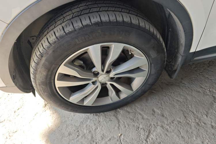 Used Geely Auto Emgrand X7 Sport 2016 1.8TD Automatic All-Wheel-Drive ZhiZun Edition