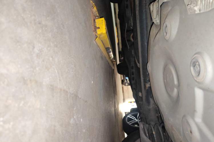 Used Volkswagen Polo 2012 1.6L Cross Polo Automatic Transmission
